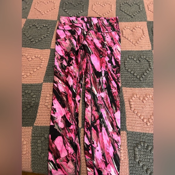 Lulu Lemon Wunder Train Legging - Picture 2 of 3